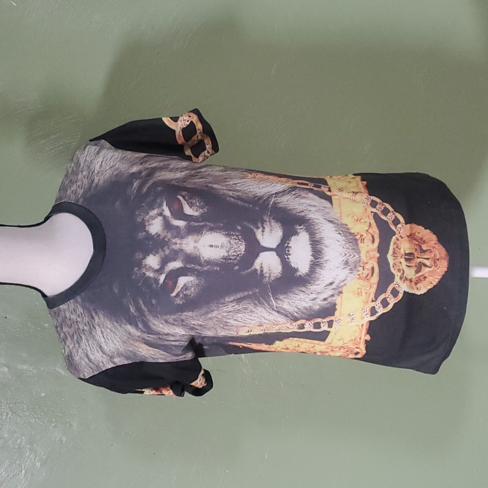 Givenchy branded lion tee